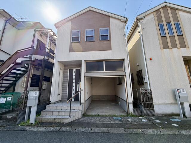 house for sale in 八千代市, Chiba | ¥28,000,000 | 3LDK | Akiyama house fi…