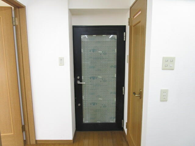 西側へは入れません