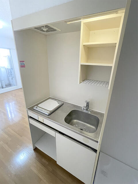 キッチン／異なる場合は現況を優先します。