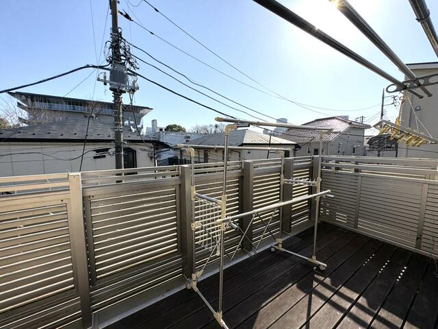 バルコニー／南向きの開放感のあるバルコニースペースです。