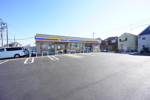 ミニストップ武蔵村山大南店 (529m)