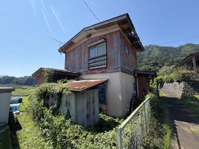 detached 山梨県上野原市松留 地図を見る