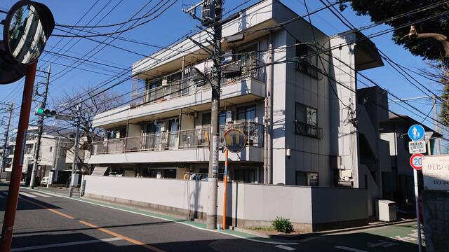 シャトレ高山 1階 物件写真