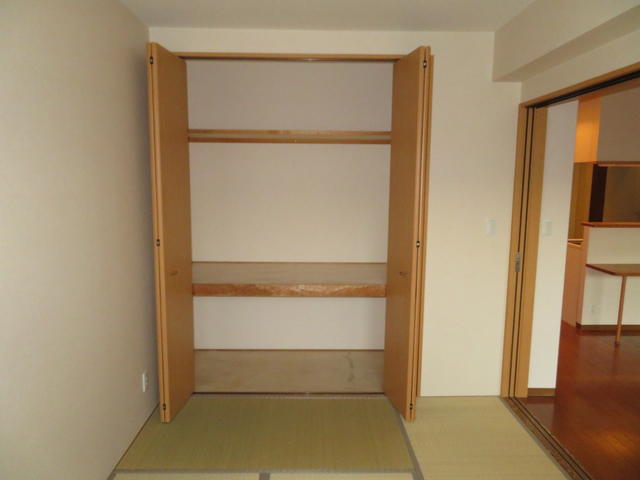 ヴィラージュ高松Ⅱ 3階 物件写真 12
