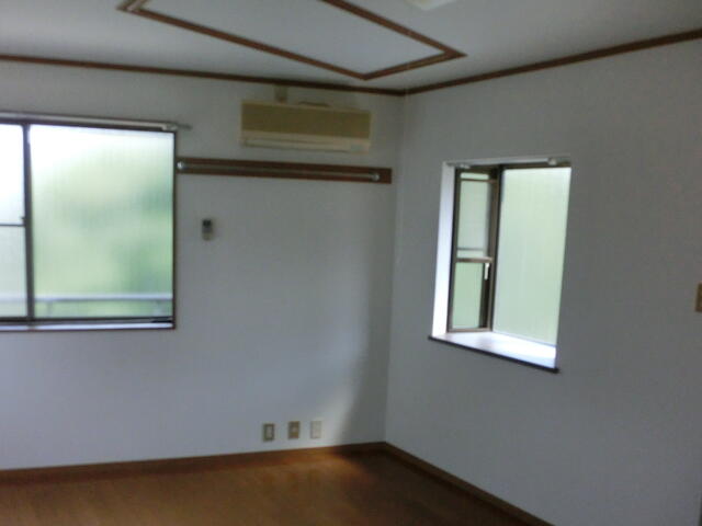 リビング以外の居室／２面採光