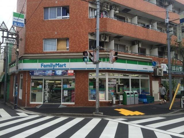 ファミリーマート新井薬師店 (426m)