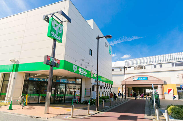 サミットストア喜多見駅前店 (361m)