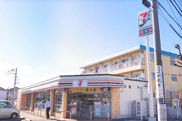【周辺環境】徒歩約３分の場所にコンビニ「セブンイレブン」があ