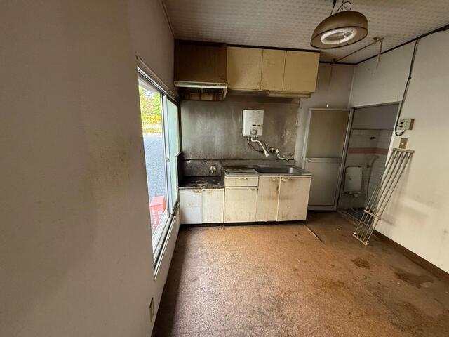 detached 東京都台東区谷中３丁目 地図を見る