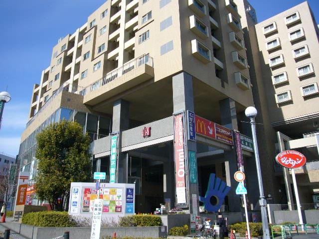 板橋区立成増図書館 (487m)