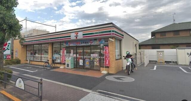 セブンイレブン練馬田柄通り店 (552m)