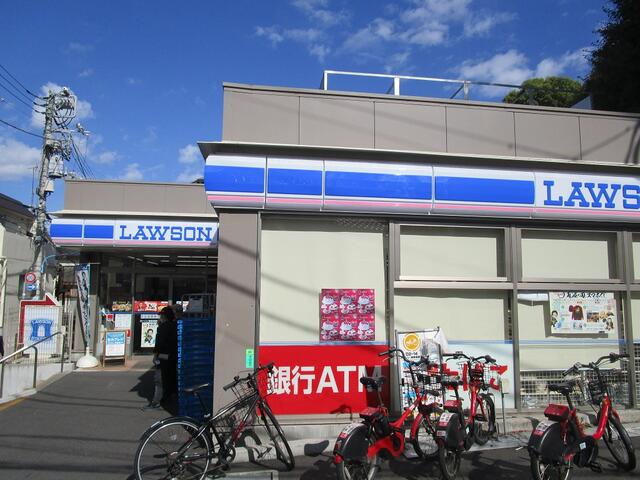 ローソン神楽坂駅北店 (198m)