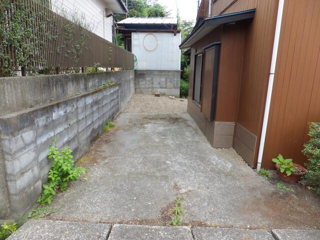 現地（駐車場）