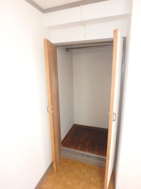 収納／奥行のあるクローゼット