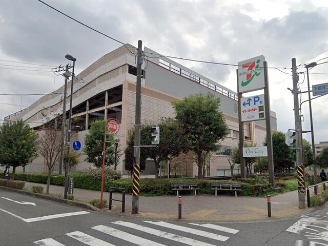 イトーヨーカドー大和鶴間店 (739m)