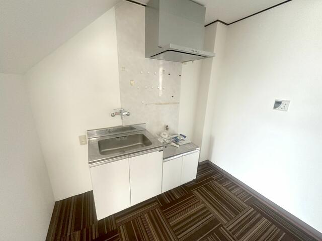 収納スペースもついたキッチン