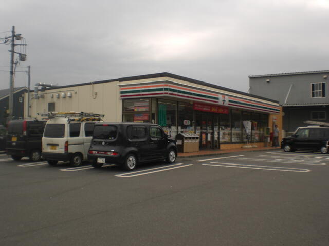 セブンイレブン武蔵村山平和通り店 (309m)
