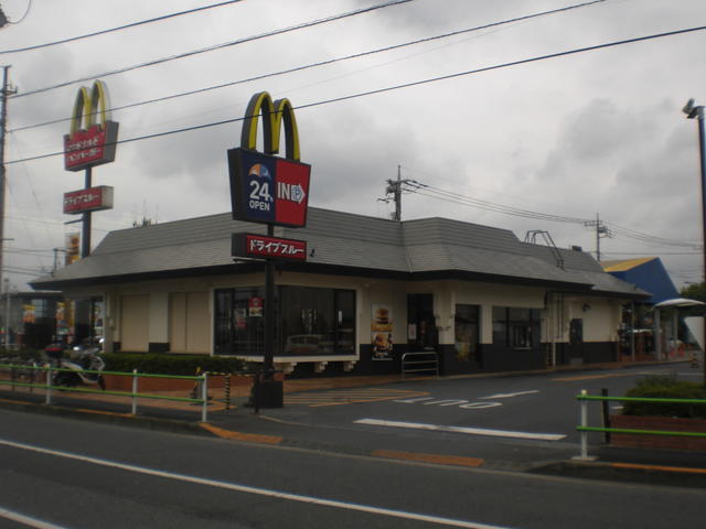 マクドナルド新青梅武蔵村山店 (341m)