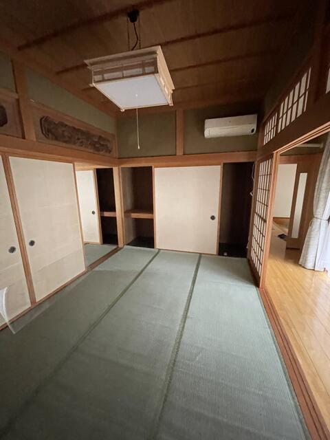 detached 福井県勝山市鹿谷町北西俣 地図を見る
