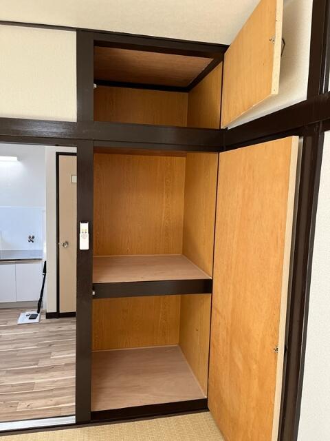 収納／天袋付き収納