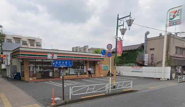 セブンイレブン八王子千人町１丁目店 (89m)