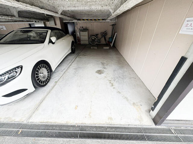 現地（駐車場）