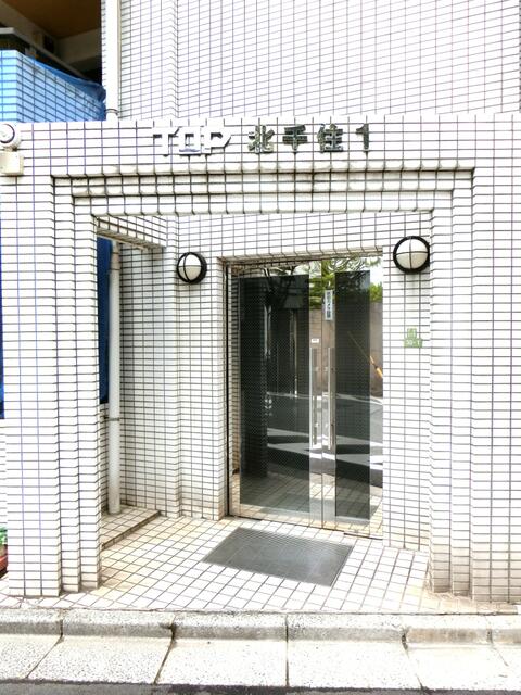 共用部エントランス／エントランス