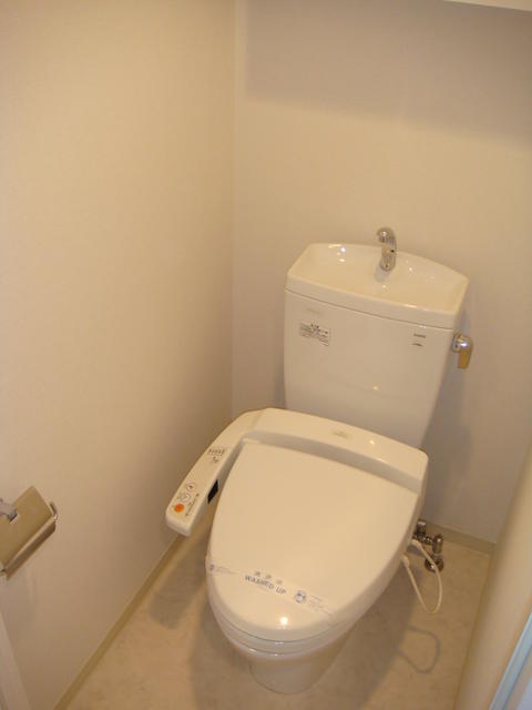 ドゥーエ東高円寺 8階 物件写真 12