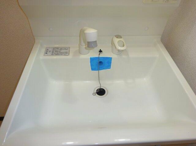 洗面台・洗面所／シャワー付き洗面台