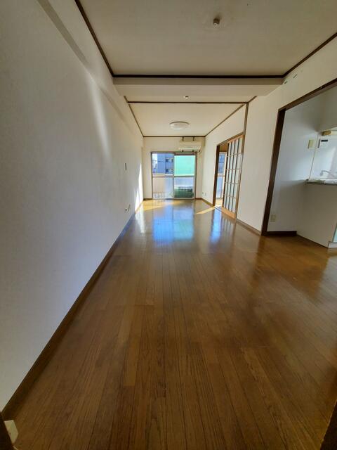 リビング／フローリング約１２．２帖／撮影日2025-01-13