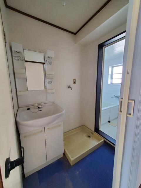 洗面台・洗面所／洗面台・洗濯機置き場／撮影日2025-01-13