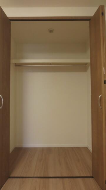 収納／洋室のクロゼット奥行あり
