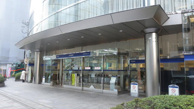 みずほ銀行小舟町支店２６５ｍ