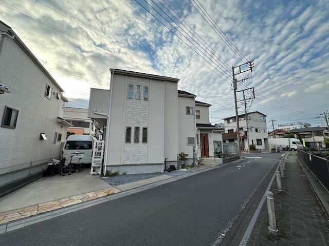 埼玉県草加市の一戸建て | 3100万円 | 4LDK | 128.86m² | Akiyama house finder