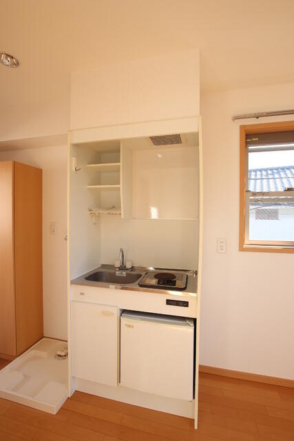 キッチン／冷蔵庫は設備保証なし