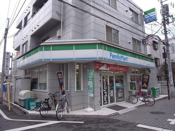 ファミリーマート大谷田三丁目店 (431m)