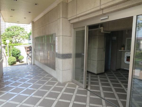 共用部エントランス／竹の塚スカイタウン