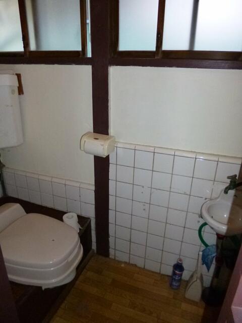 トイレ／共同トイレ