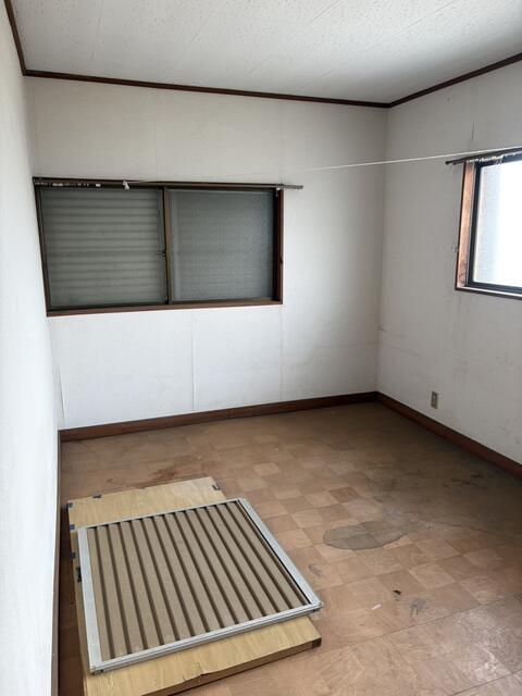 detached 千葉県成田市西三里塚 地図を見る