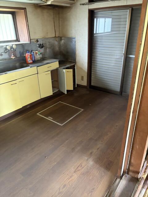 detached 千葉県成田市西三里塚 地図を見る