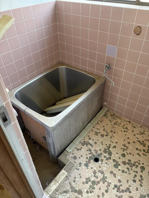 detached 千葉県成田市西三里塚 地図を見る