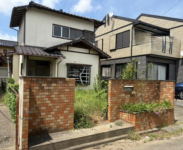 detached 千葉県成田市西三里塚 地図を見る