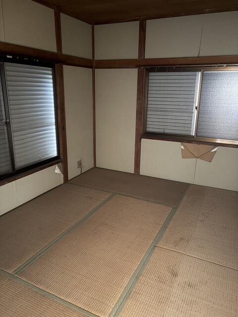 detached 千葉県成田市西三里塚 地図を見る