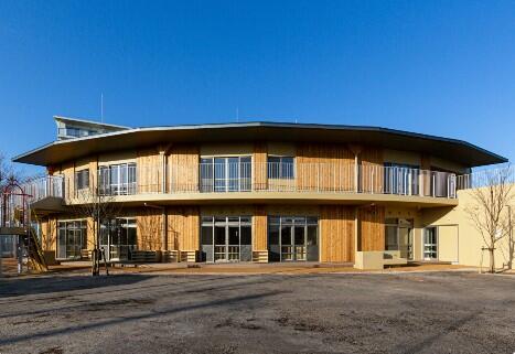 矢川保育園 (228m)