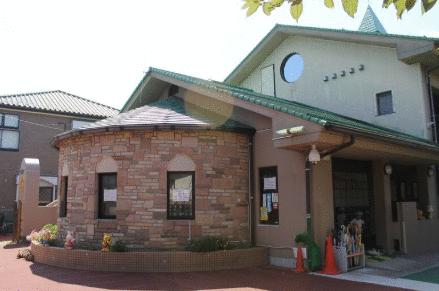 三鷹中原幼稚園 (145m)