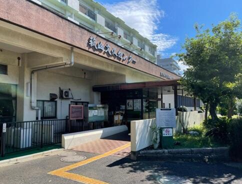 東村山市立萩山図書館 (1,671m)
