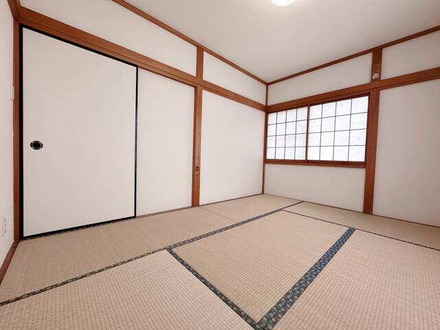 リビング以外の居室／落ち着いた雰囲気が魅力の和室