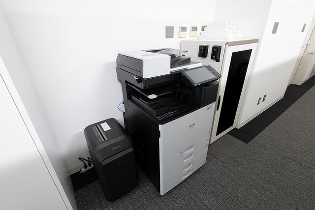 その他設備／カラーコピー・シュレッダー／撮影日2025-07-17