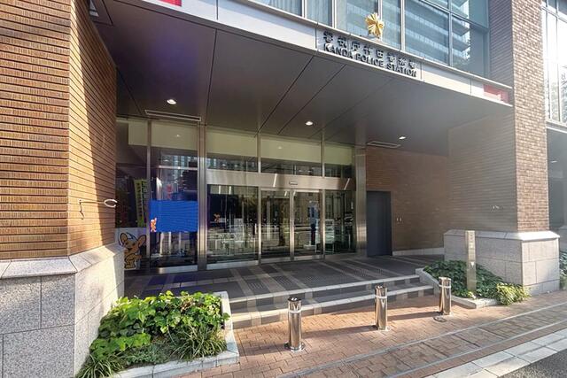 神田警察署 (204m)