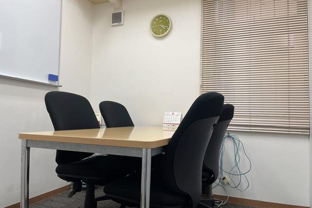 共用部（その他）／６階会議室（４人用）